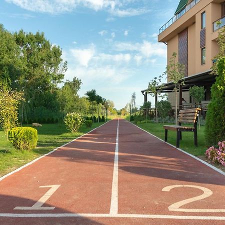 Hotel Camp And Pool Kranevo Exterior foto