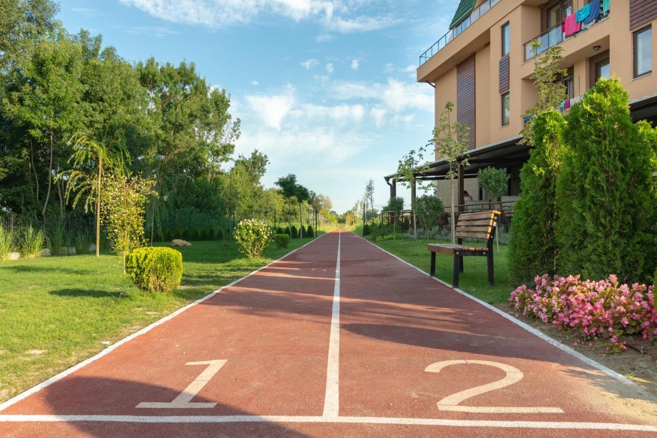 Hotel Camp And Pool Kranevo Exterior foto