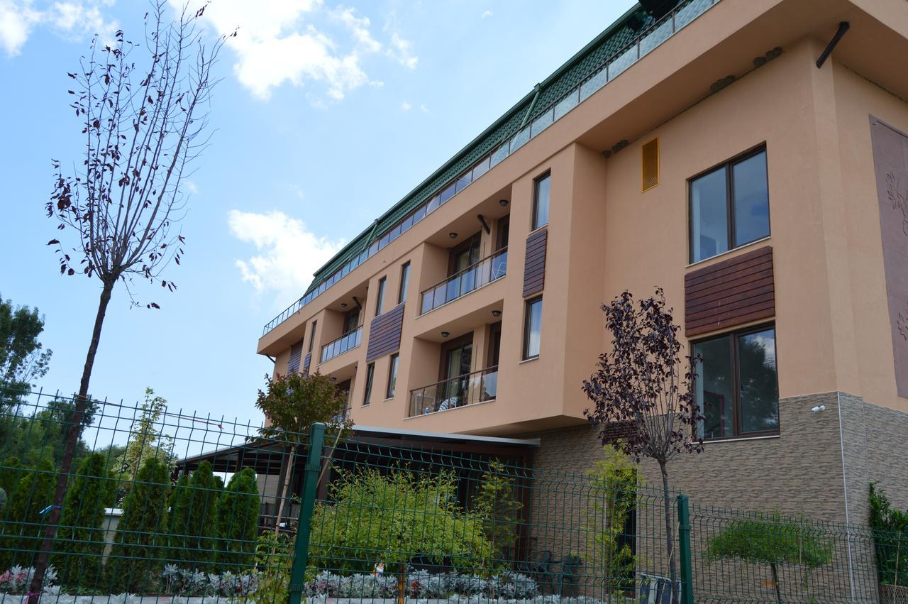 Hotel Camp And Pool Kranevo Exterior foto
