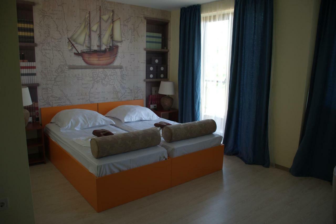 Hotel Camp And Pool Kranevo Exterior foto